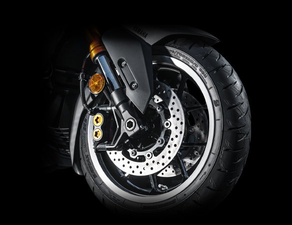 Y15ZR front air scoop feature