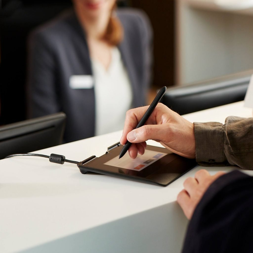 wacom for business hospitality tourism esignature tax refunds stu 540