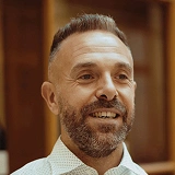 author-image-1