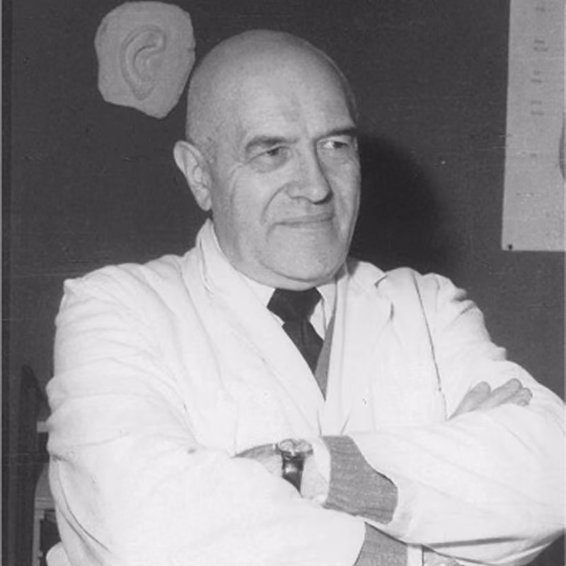 Portrait du Dr Paul Nogier, fondateur de l’auriculothérapie.