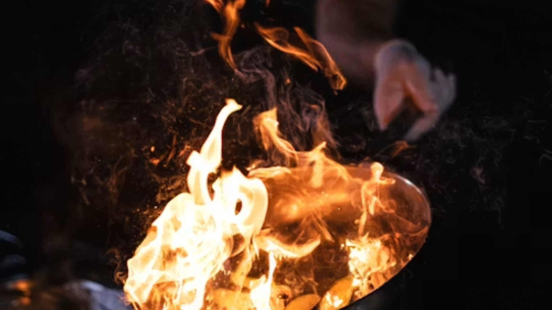 How To Manage A Grease Fire On Thanksgiving