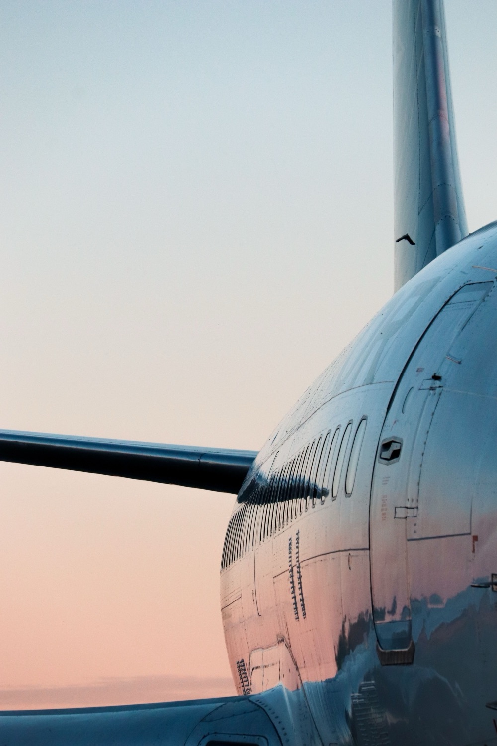 Propriétaire devant son avion