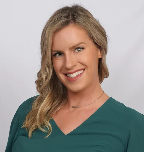 Kayleigh Macgillivray, nurse practitioner at Outro Health, specializing in antidepressant tapering