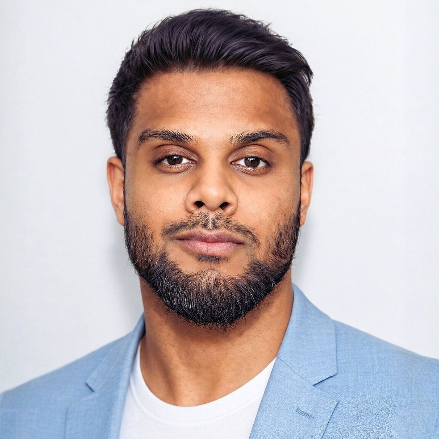 Vivek Patel, psychiatric nurse practitioner at Outro Health, specializing in antidepressant tapering