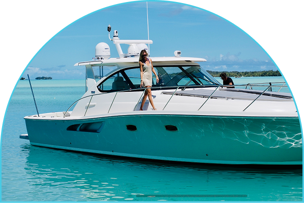 Dynamite Yacht In Tahiti