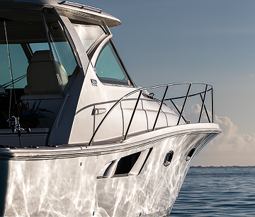 Dynamite Yacht Exterior