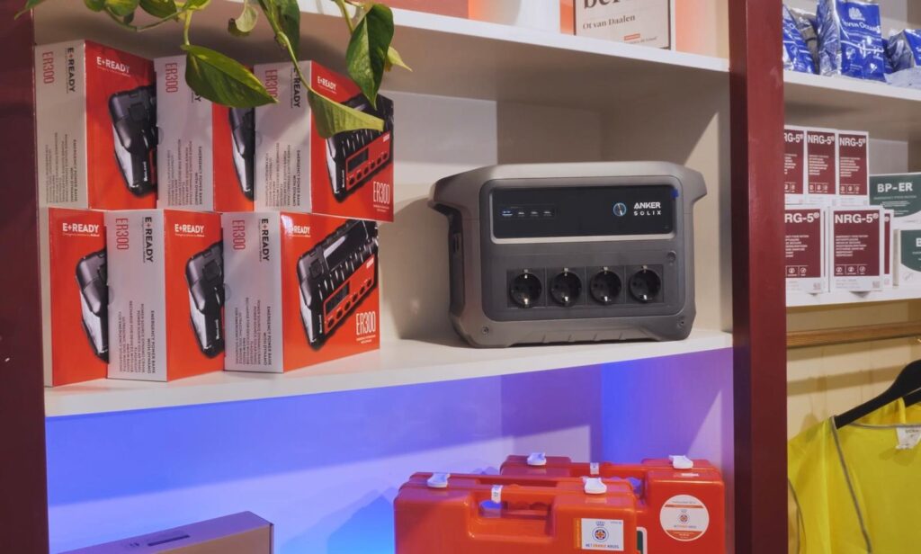 Noodhub interieur