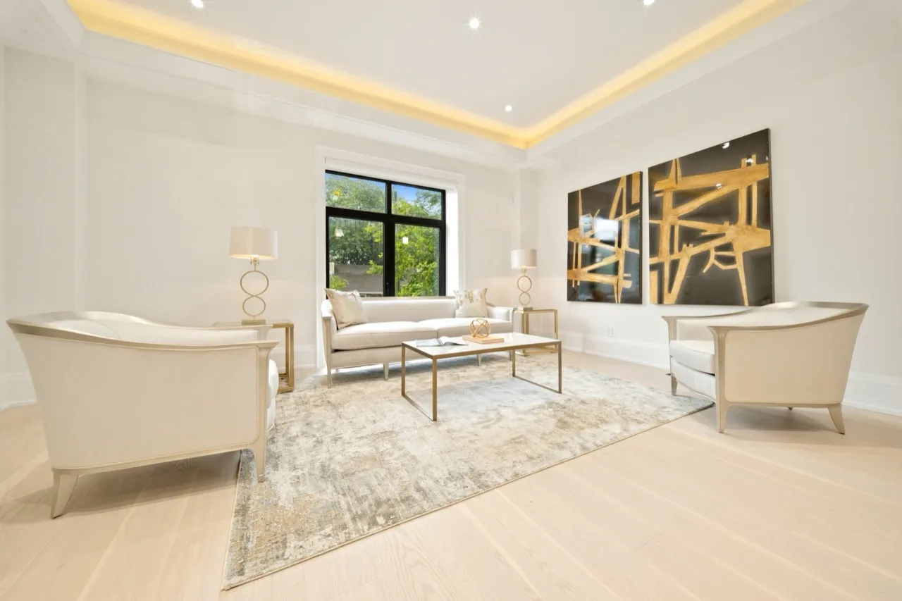 28 Pine Ave S, Mississauga — HDR listing photo