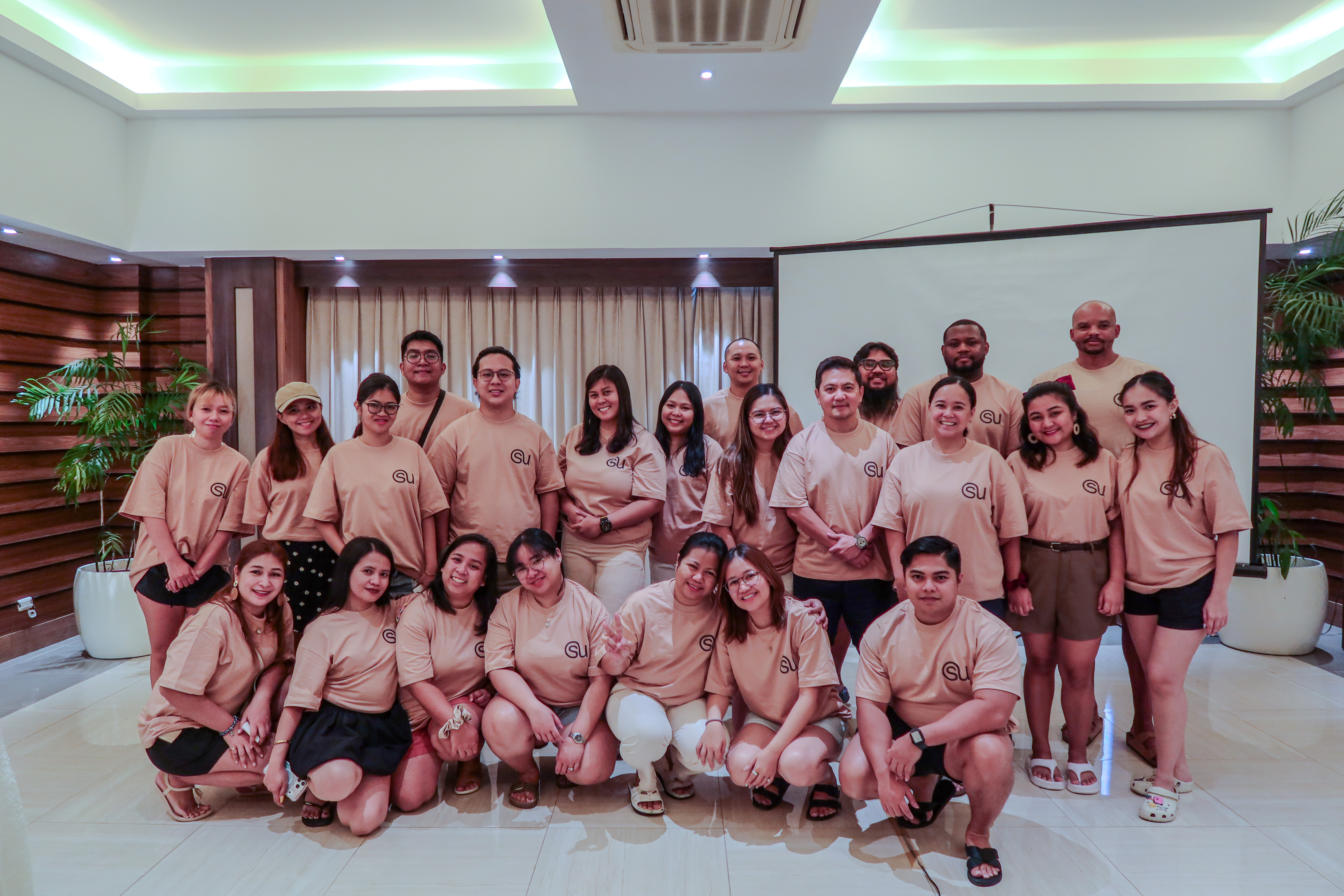 S Universe team group photo
