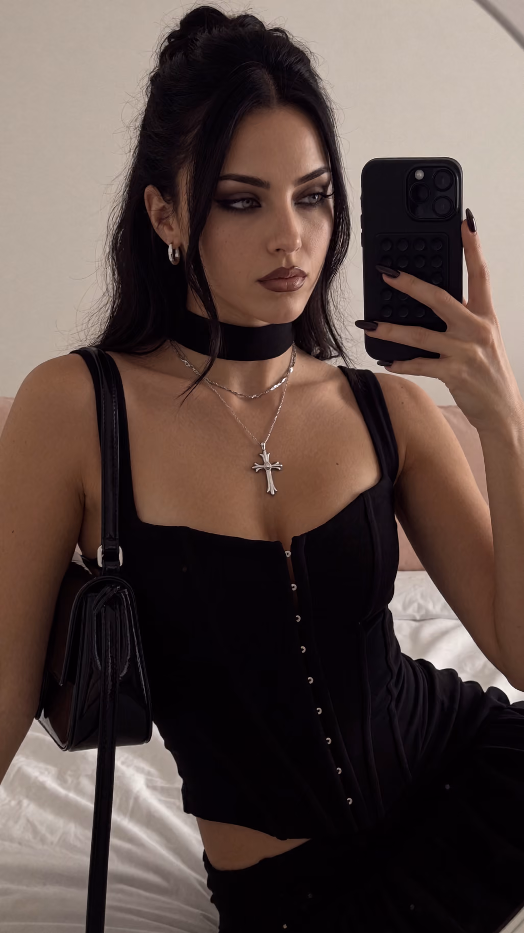 Natalia Petrova Companion Choker Selfie