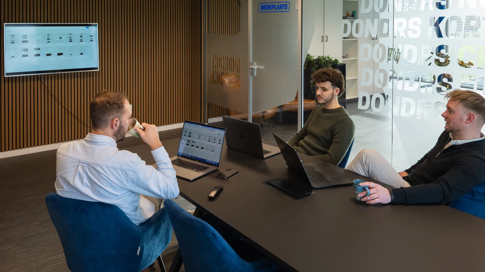 Team DONDRS aan het werk