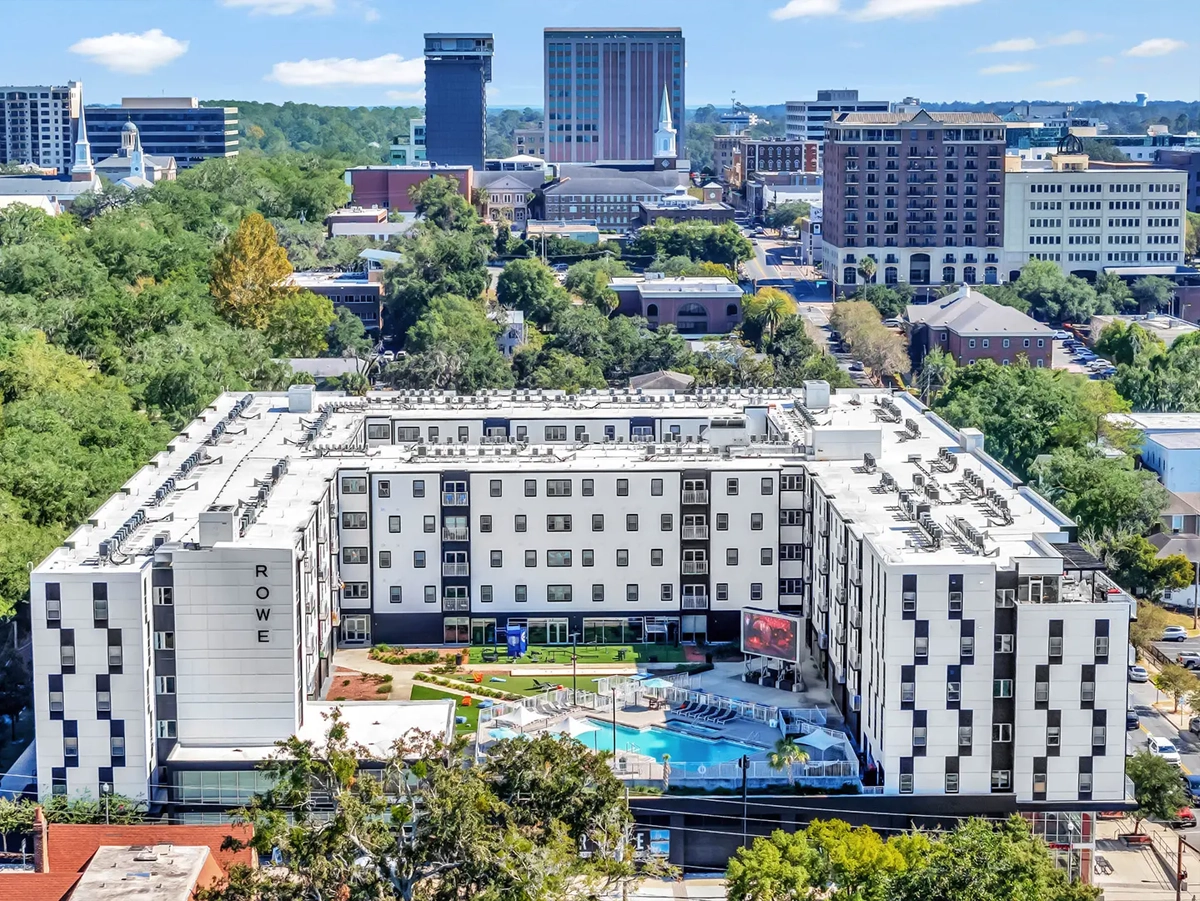 Rowe Apartments near Florida State University