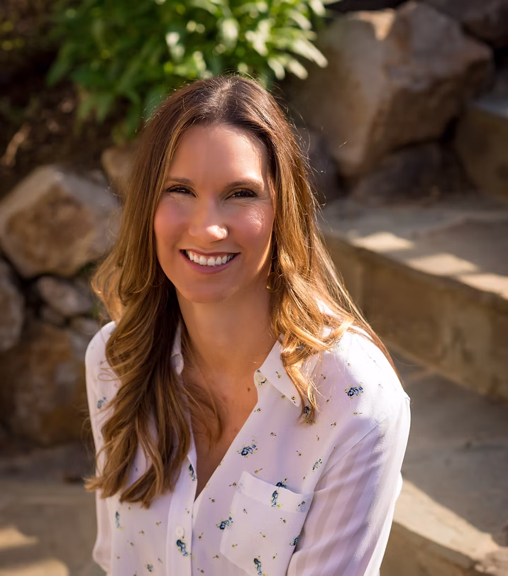 Photo of Deanna Renee Swanson, LMFT, CSAT. Team member of Pathway Therapy Center in Walnut Creek, CA.