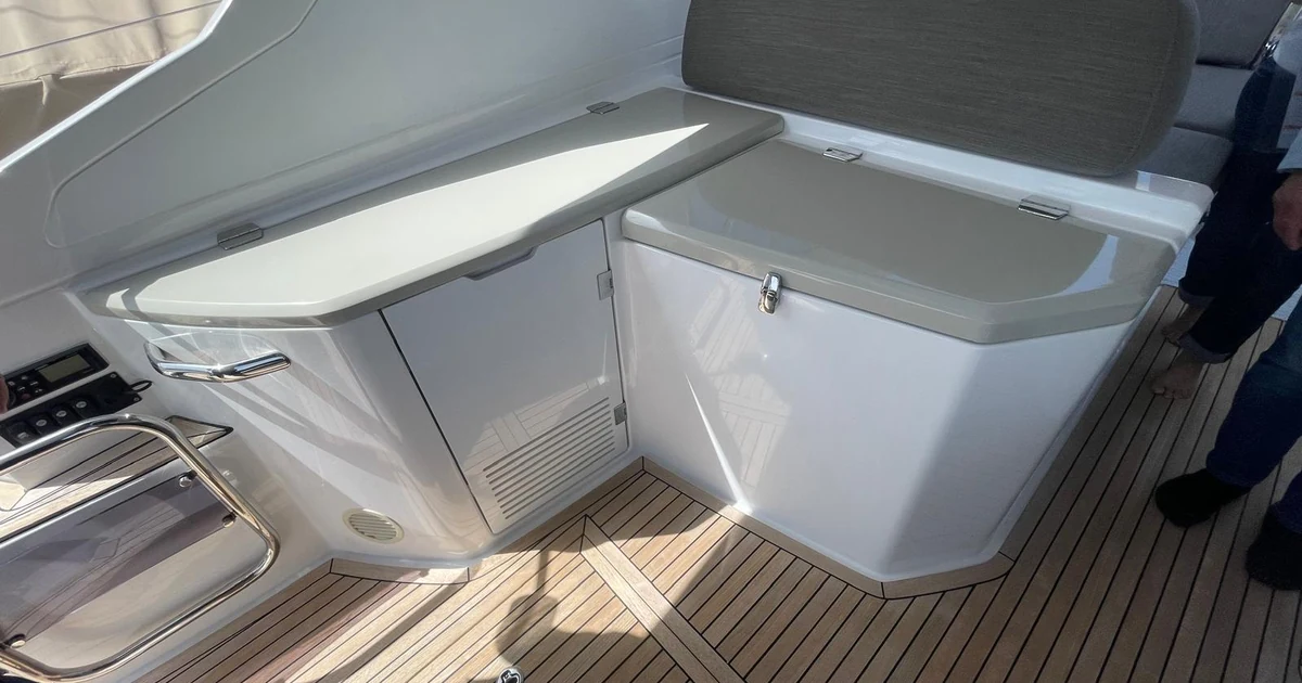Azimut Atlantis 45 - foto 3 - Mr. Blu Yacht & Ship