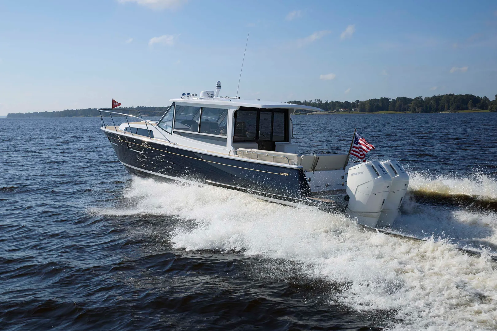 MJM 47R - foto 2 - Mr. Blu Yacht & Ship