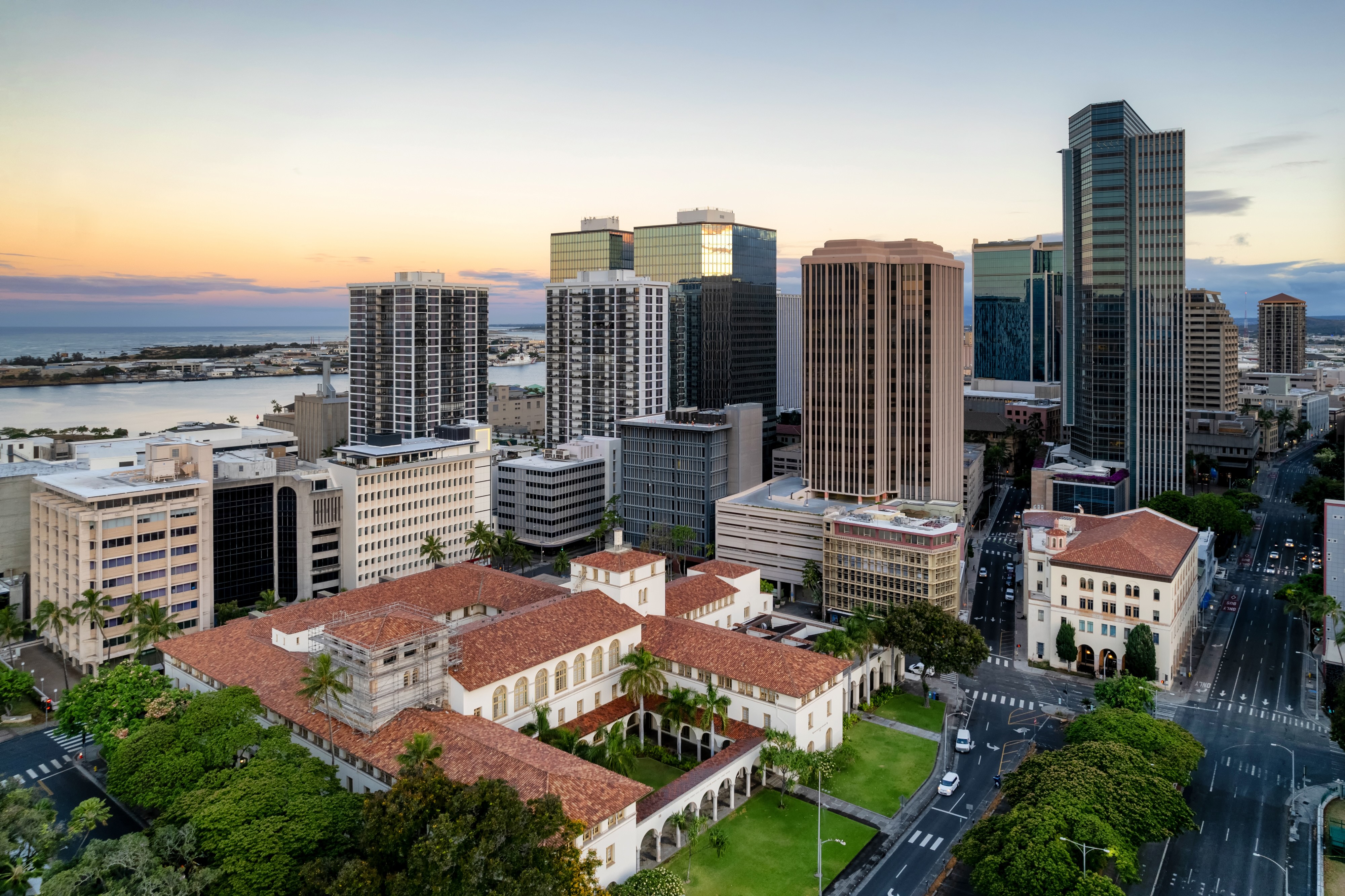 Areal photograph of Downtown Honolulu