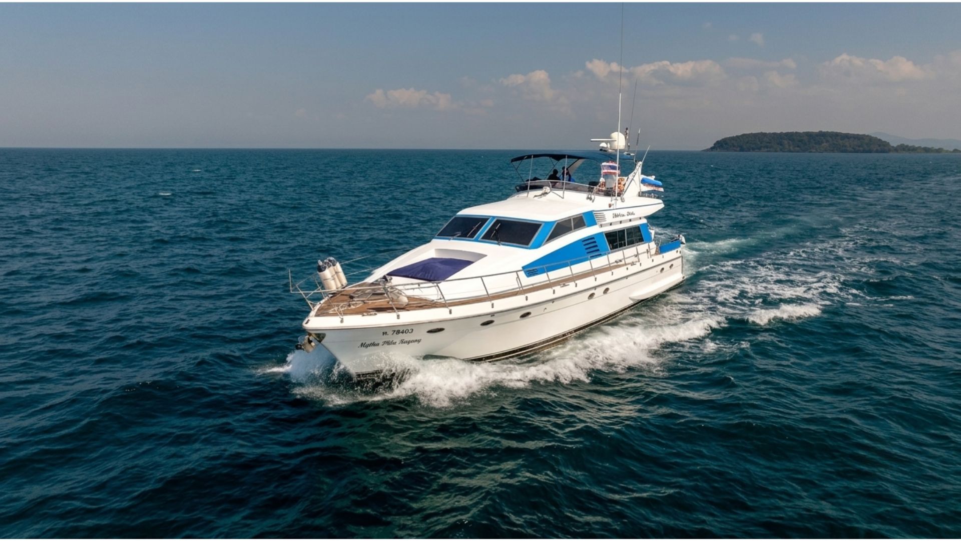 1994 Monte Fino 65 | Commercially Licensed | 4 Cabins | Twin MAN 1000HP