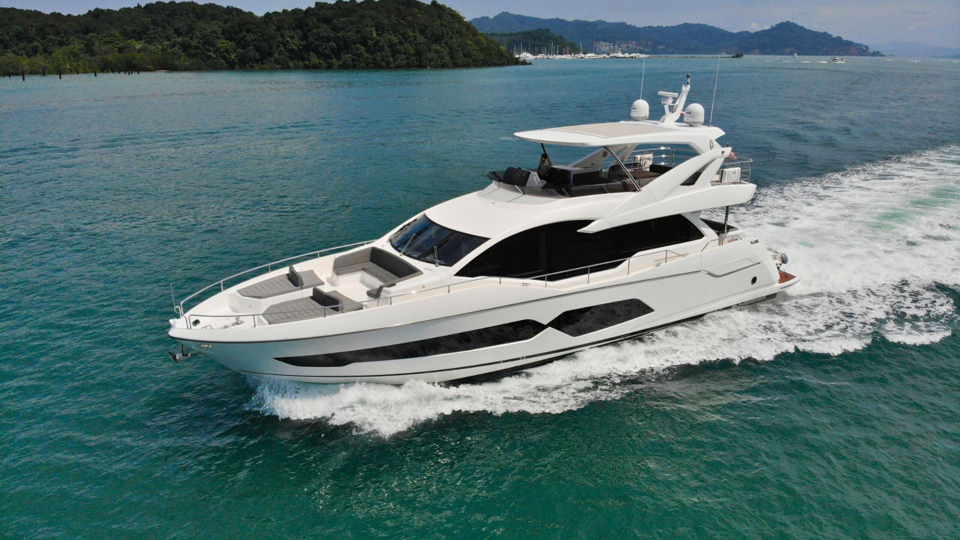 2020 Sunseeker 76 Yacht “CJZ” | Turn-Key