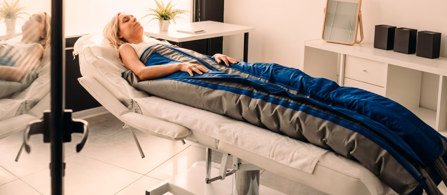 Mechanische Lymphdrainage zur Entstauung und Entspannung, in drei Behandlungsdauern.