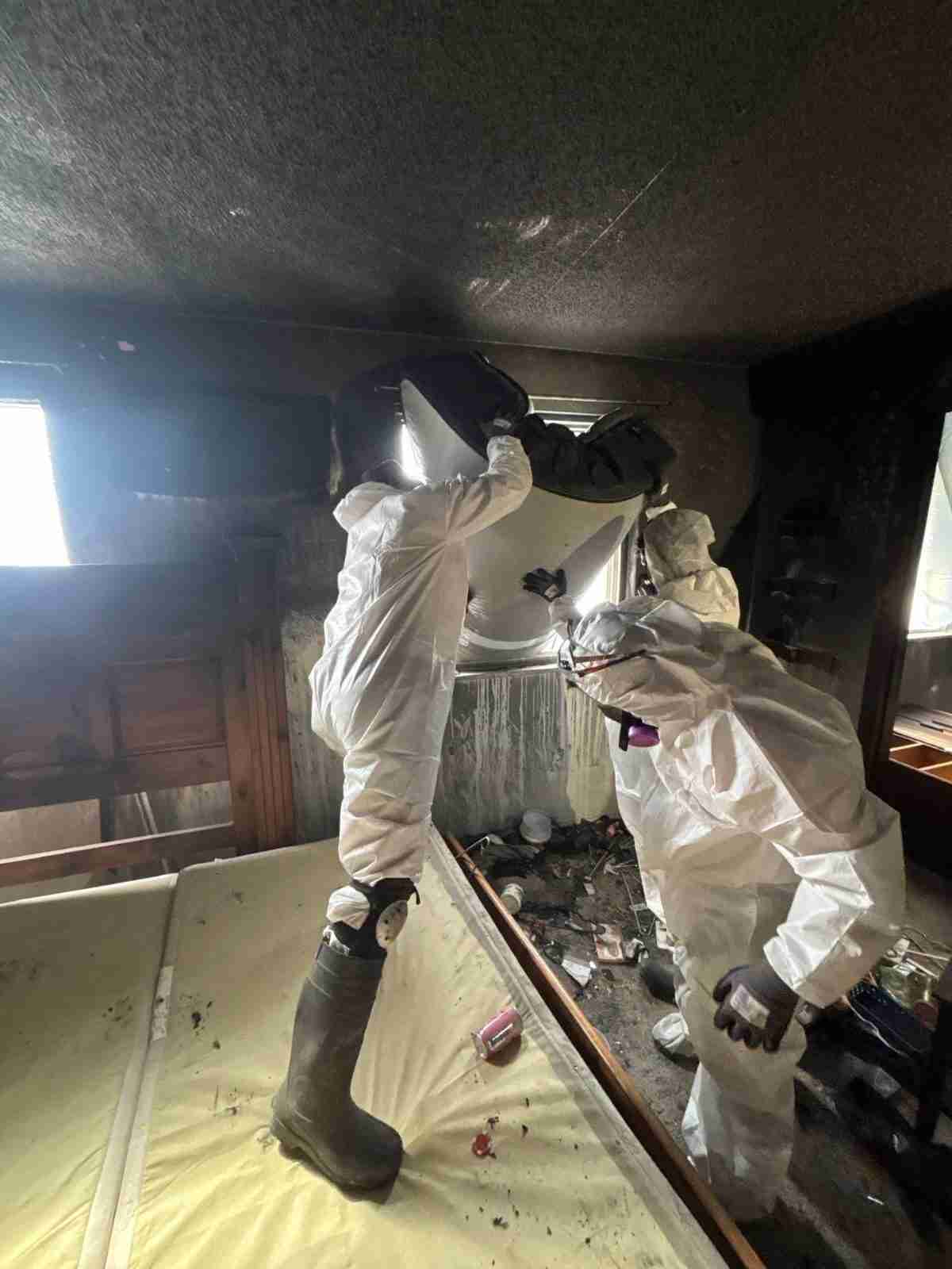 Job photo, crew on-site