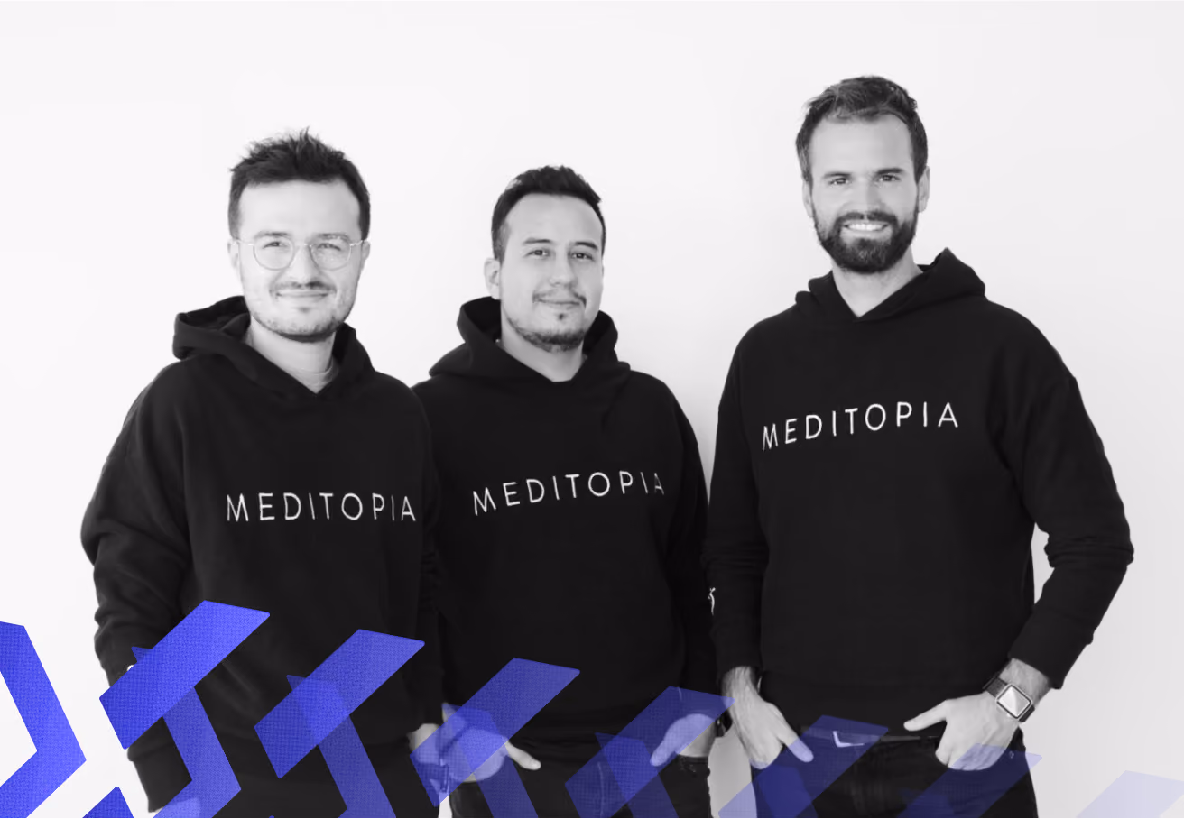 Opnova