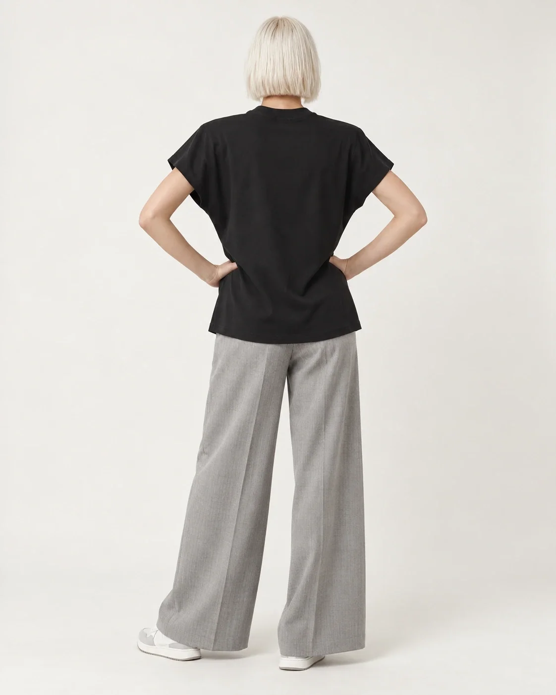 Minimalist Short-Sleve T-shirt