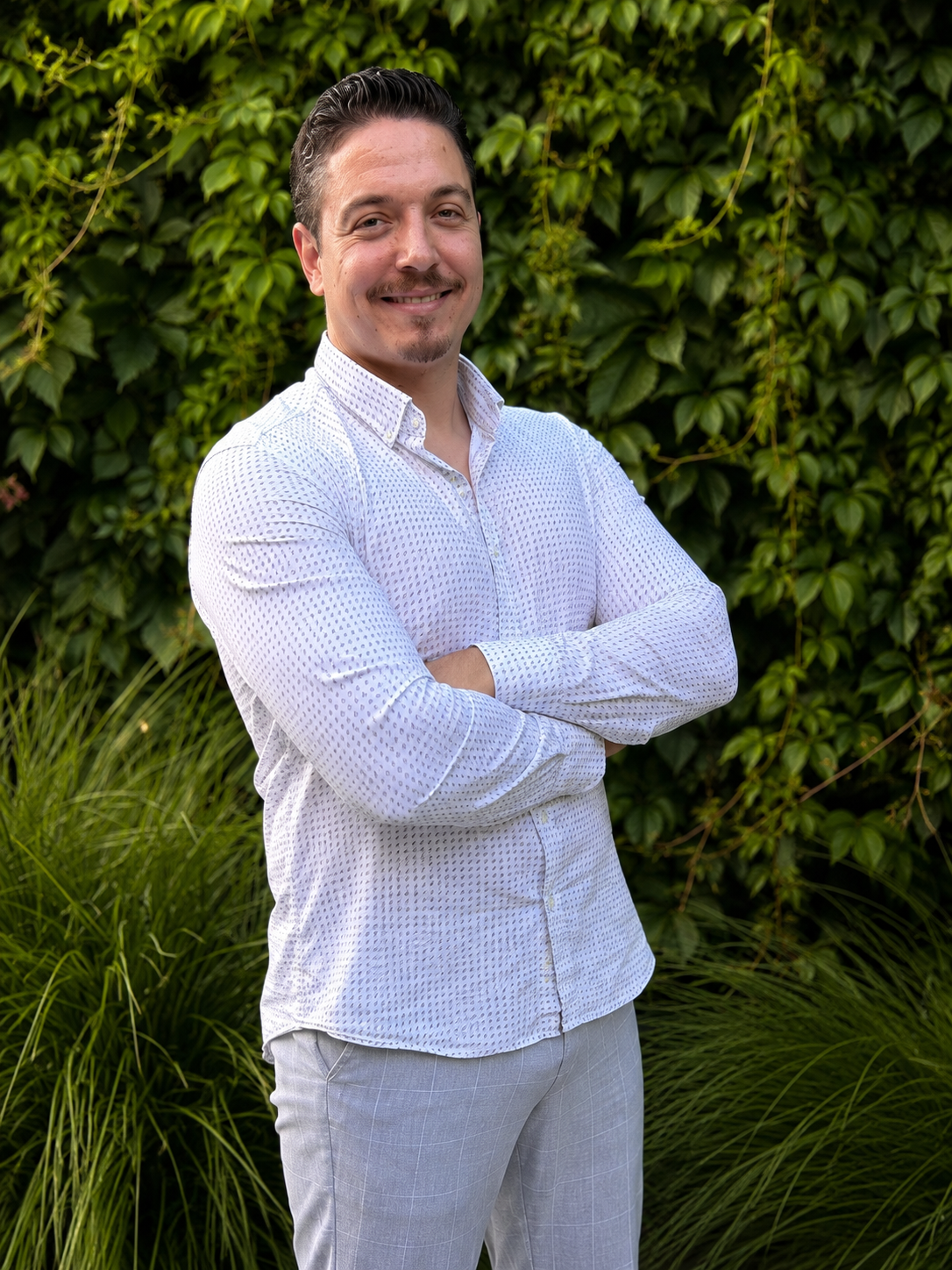 Portrait of Miodrag, freelance designer and developer based in Belgrade