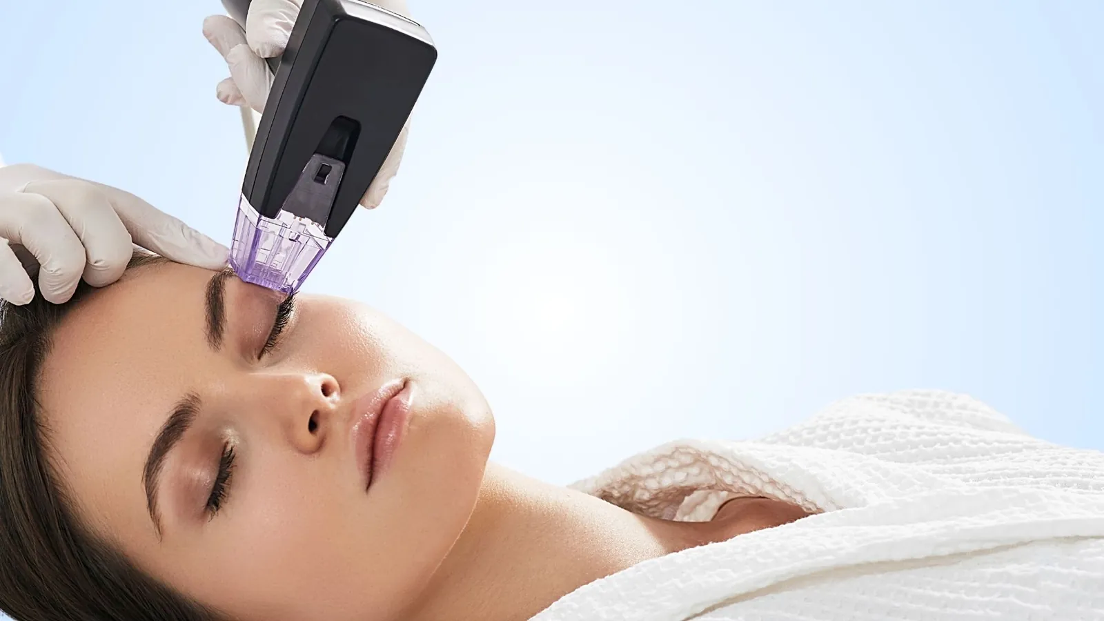 RF microneedling vs Morpheus8