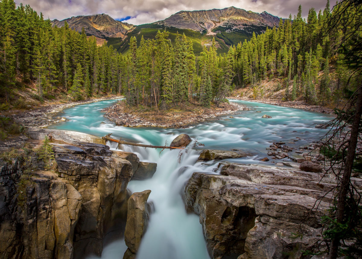 Sunwapta Falls