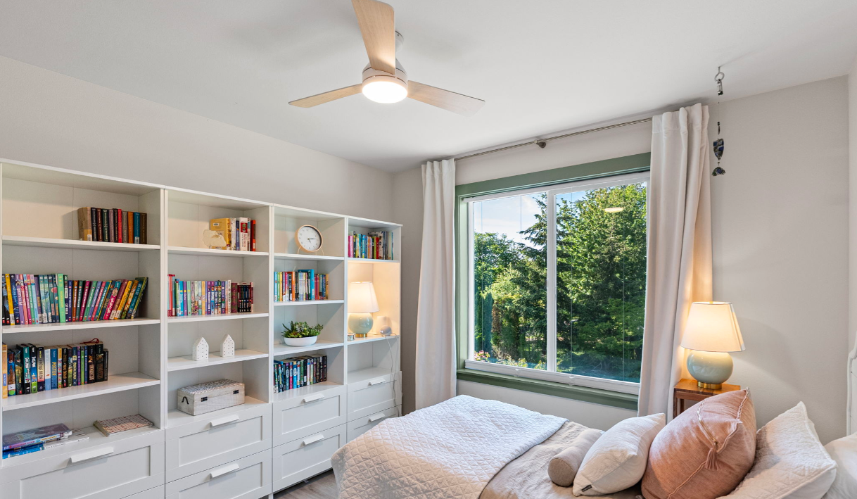 Bedroom in a completed Hilson Homes build in Steilacoom, Washington