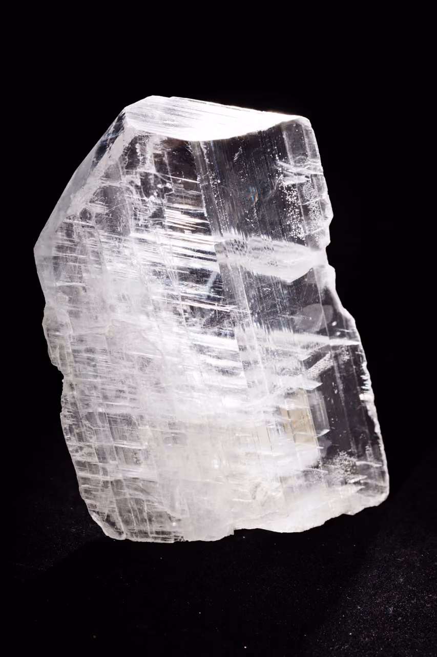 gypsum mineral