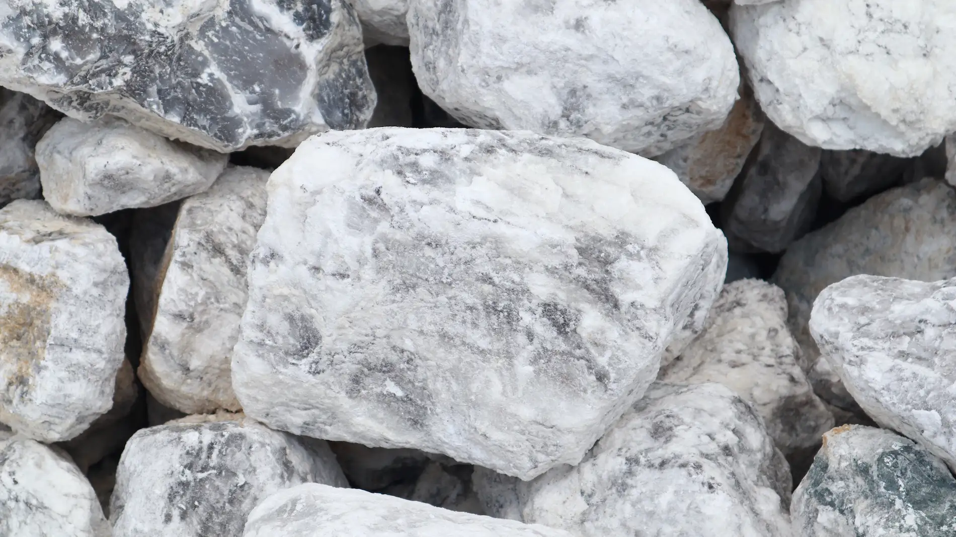 gypsum rocks