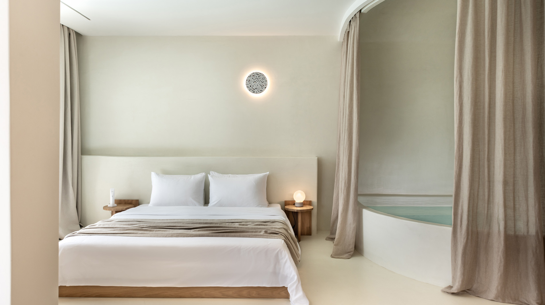 Andronis Luxury Suites