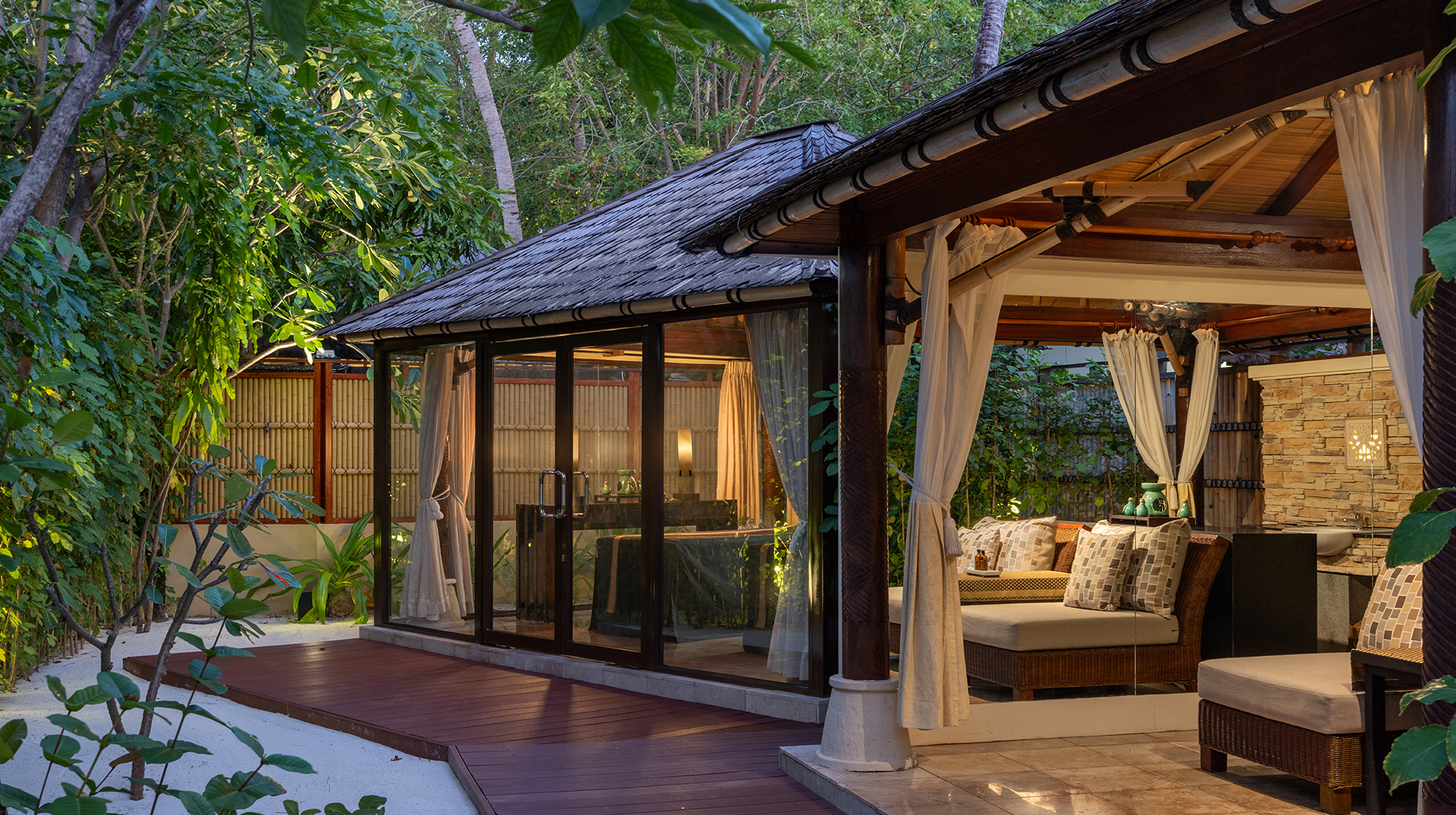 Banyan Tree Vabbinfaru
