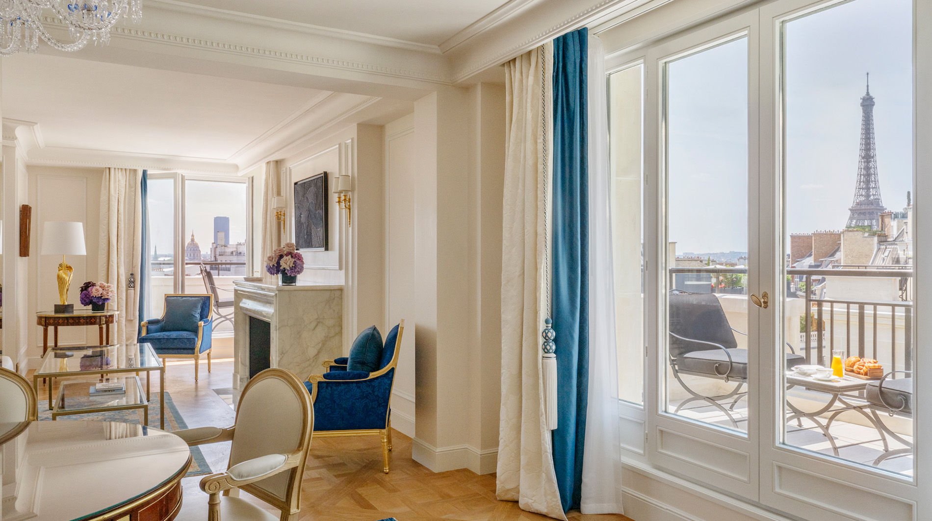 Four Seasons Hotel George V, Paris
