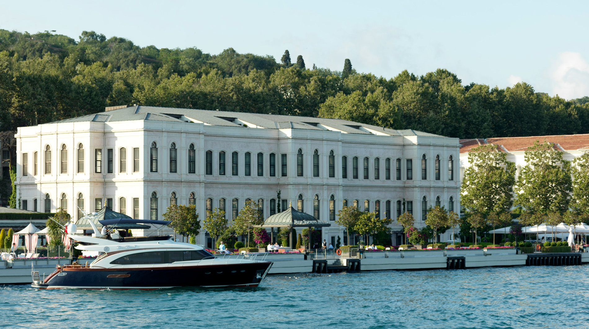Four Seasons Hotel Istanbul at the Bosphorus