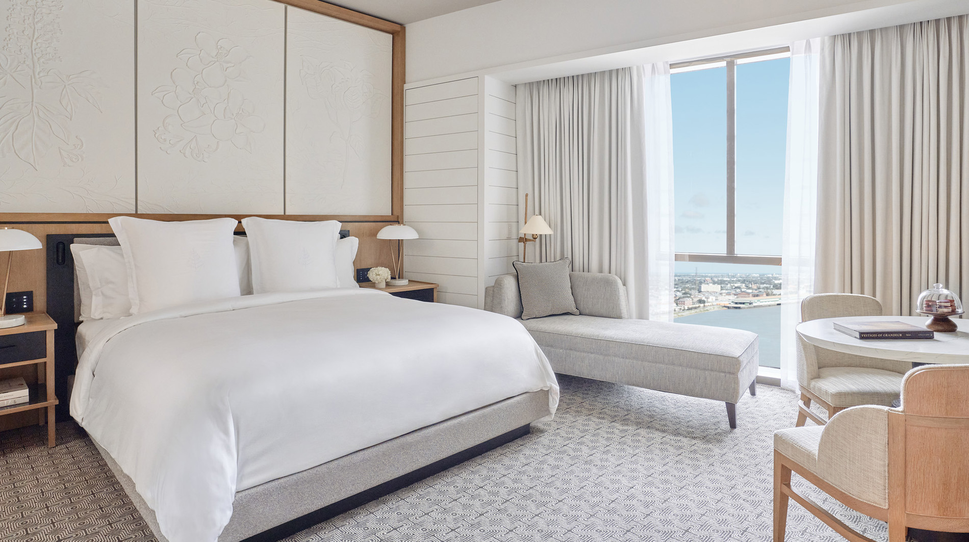 Four Seasons Hotel New Orleans