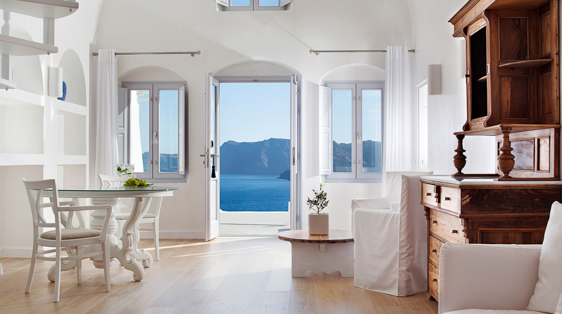 Katikies Santorini