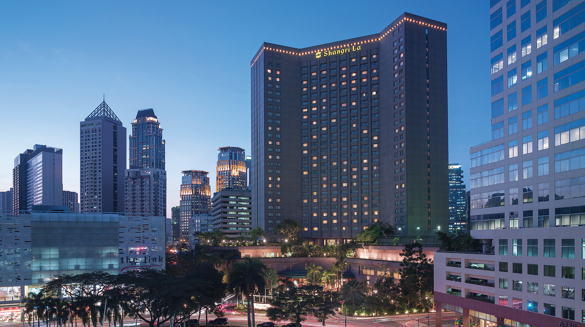 Makati Shangri-La, Manila