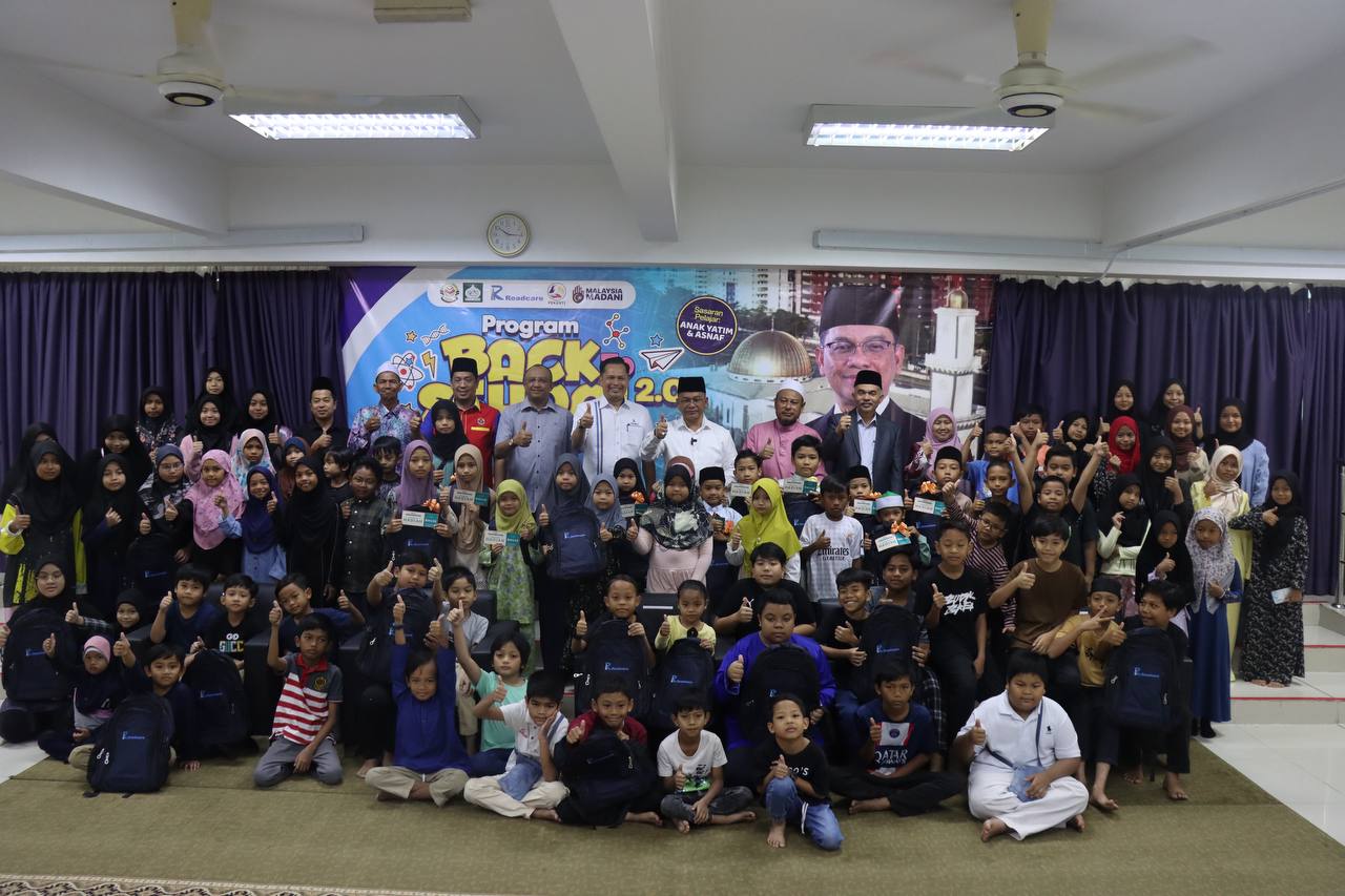 Protasco Active photograph: Program CSR "Back To School 2.0" Masjid Nurul Islam 2025