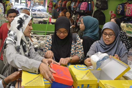 Protasco Active photograph: Back-to-School CSR Programme by Protasco Berhad