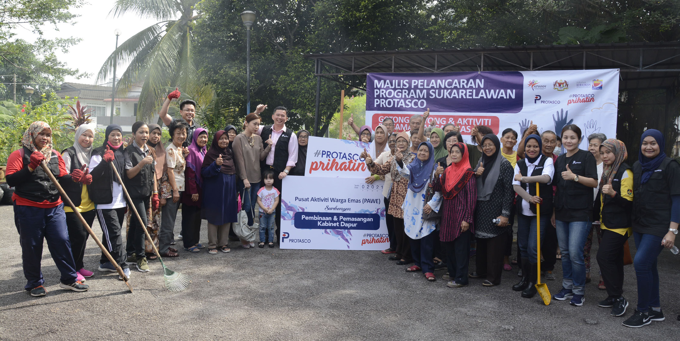 Protasco Active photograph: Protasco Santuni Pusat Aktiviti Warga Emas (PAWE) Cheras Baru