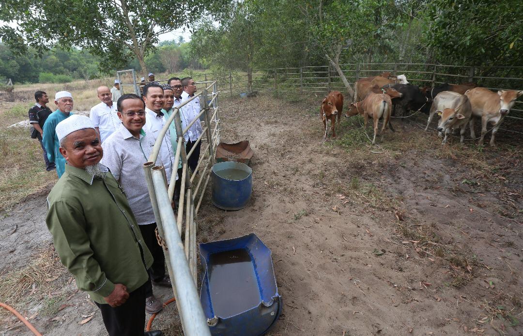 Protasco Active photograph: Majlis Penyerahan Lembu Qurban DUN Rhu Rendang