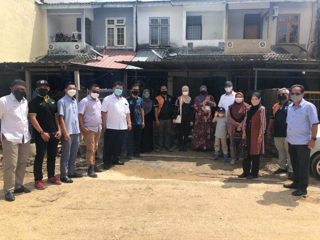 Protasco Active photograph: Majlis Ramah Mesra dan Sumbangan Bantuan Bencana Banjir Kepada Kakitangan Roadcare