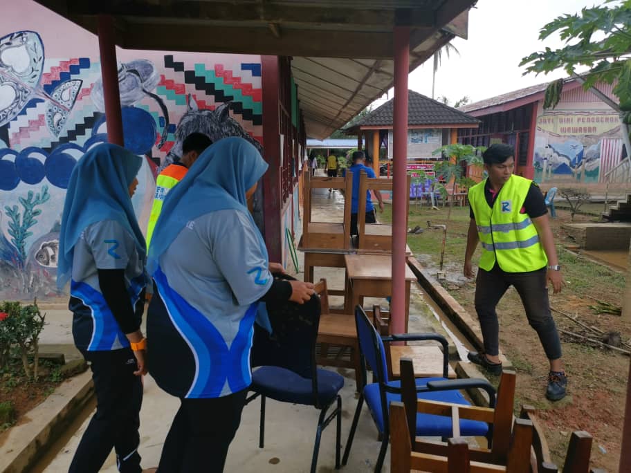 Protasco Active photograph: Kluster Pemulihan Awal Misi Bantuan Banjir di Setiu & Besut, Terengganu 2019