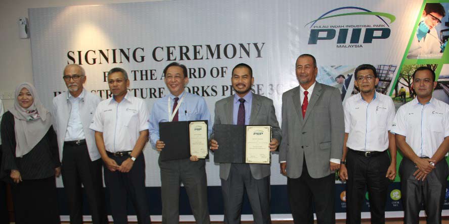 Protasco Active photograph: Signing Ceremony between Central Spectrum & KPS-HCM