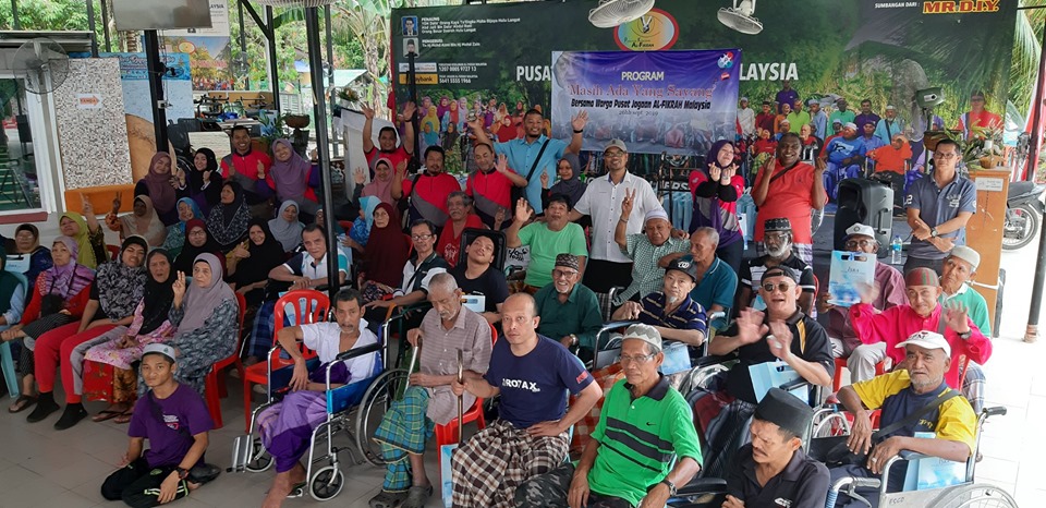 Protasco Active photograph: Program ‘masih Ada yang Sayang' Bersama Warga Tua dan Pesakit Terlantar di Pusat Jagaan Al-Fikrah Malaysia