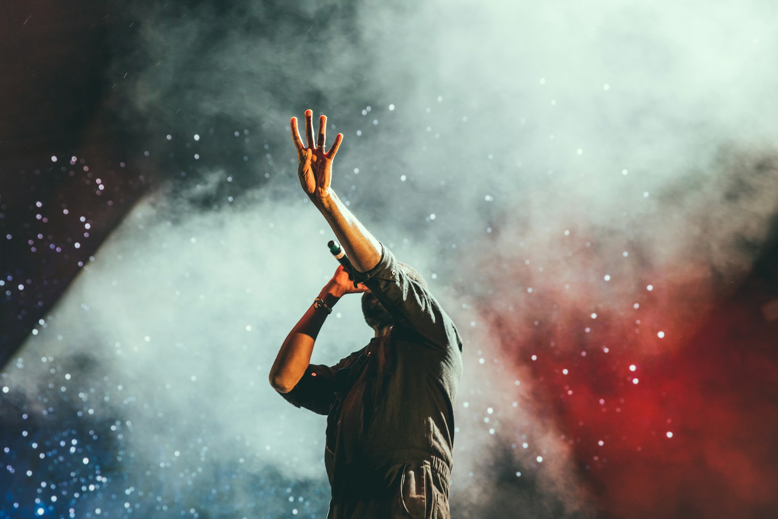 Sin Bandera: Escenas Tour 2026