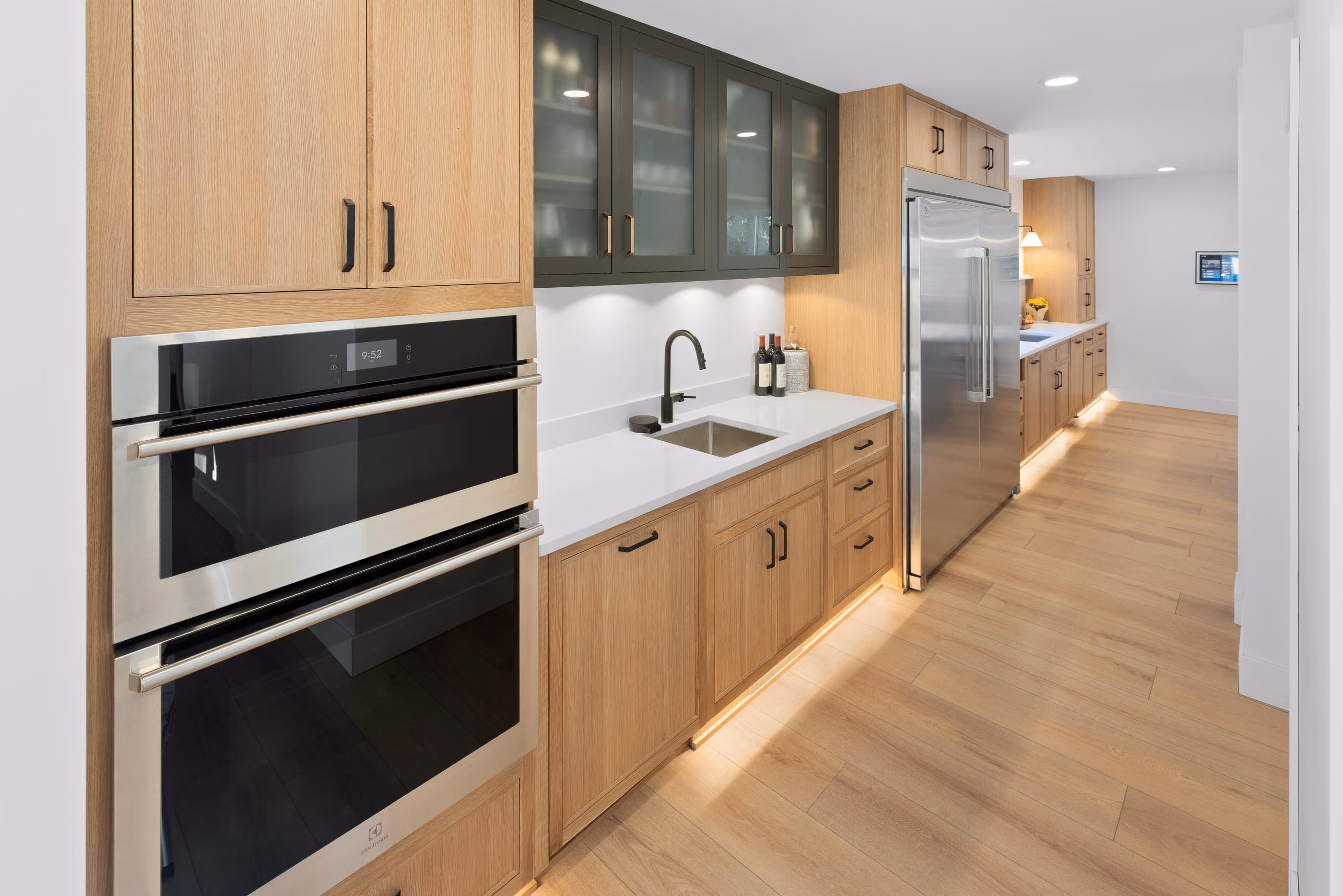 image of a state-of-the-art kitchen interior
