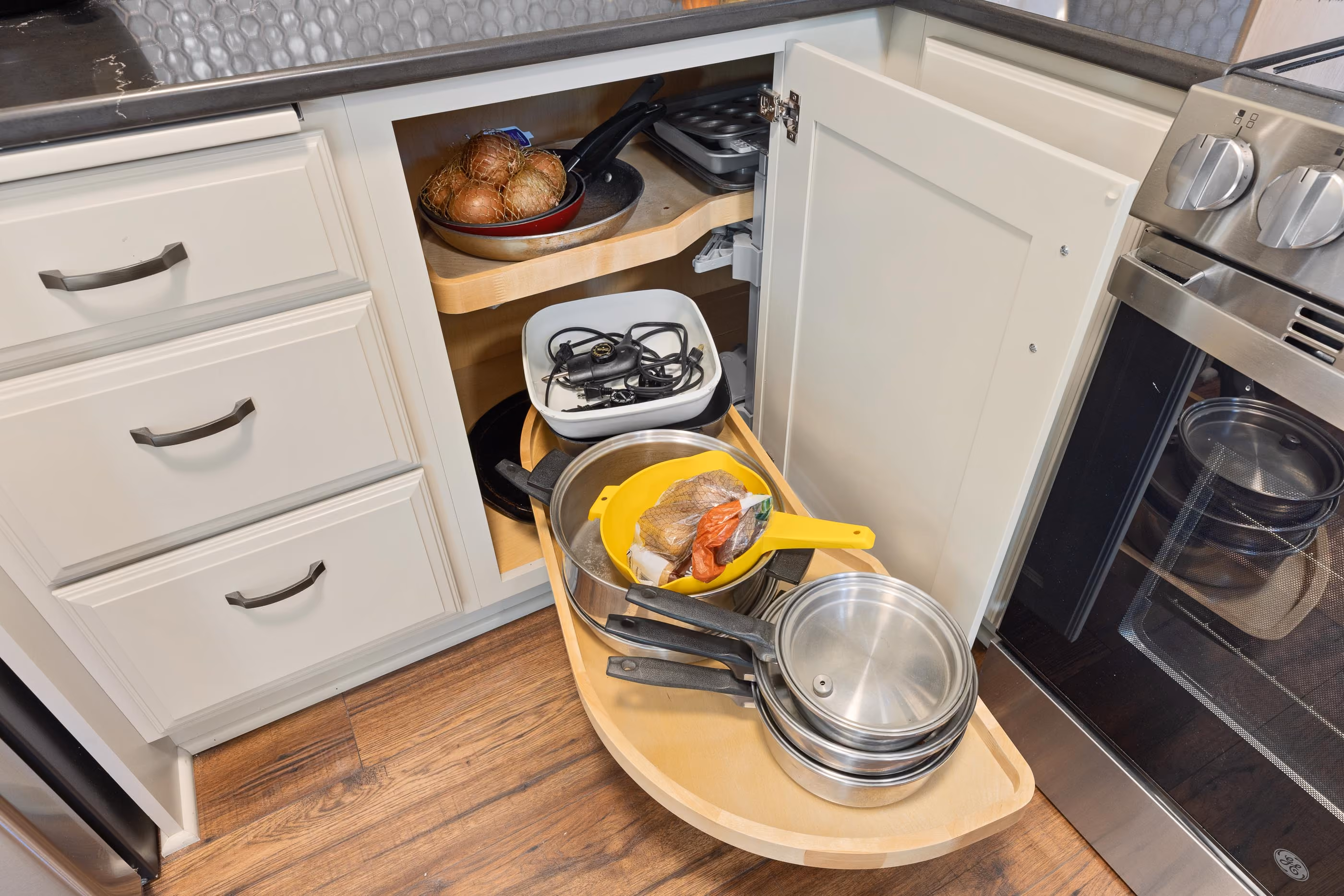 image of modern kitchen design